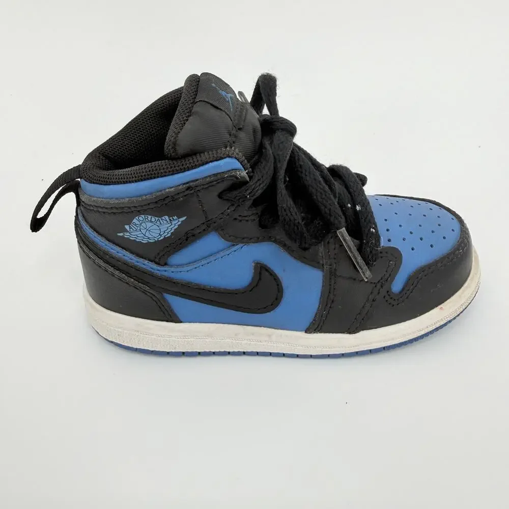 Nike step out